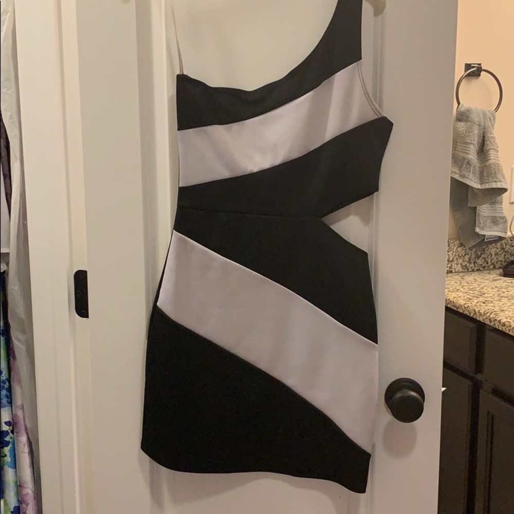 Mini dress